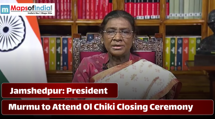 Jamshedpur: President Murmu to Attend Ol Chiki Closing Ceremony President of India Draupadi Murmu with Indian Flag on her one side
