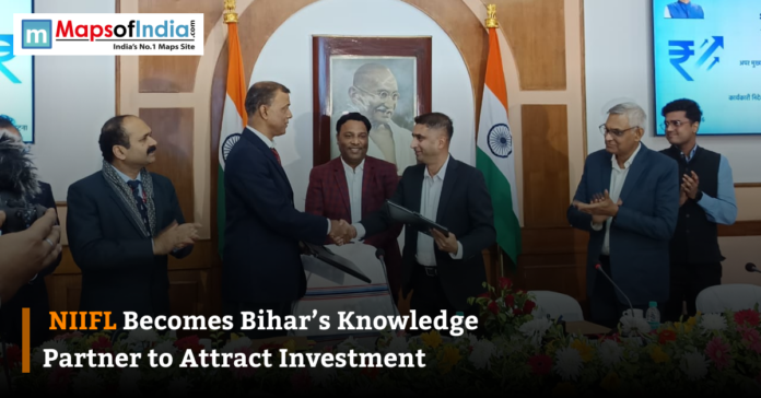 Officials shake hands to mark NIIFL becoming Bihar’s Knowledge Partner to attract investment.