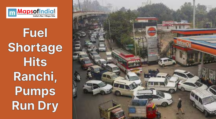 Fuel Shortage Hits Ranchi, Pumps Run Dry Vehicles crowded at an Indian Oil petrol pump in Ranchi during a fuel shortage.